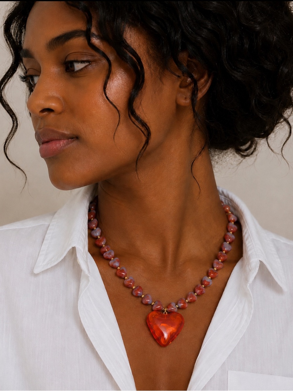 New! Winnie Y2K Marbled Acrylic Heart Beaded Necklace NWOT (3007)